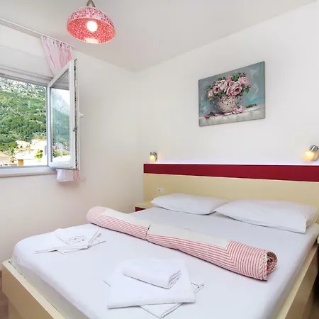 Podest A4 * Baska Voda